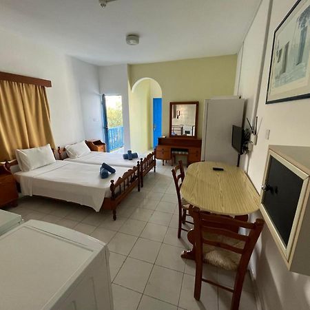 Island Budget Apartments Paphos Exteriér fotografie